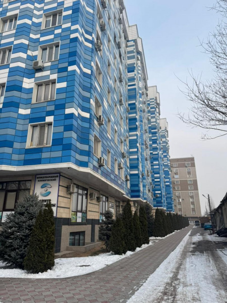 Продается 2 комнатная квартира в центре города на Исанова / Боконбаева