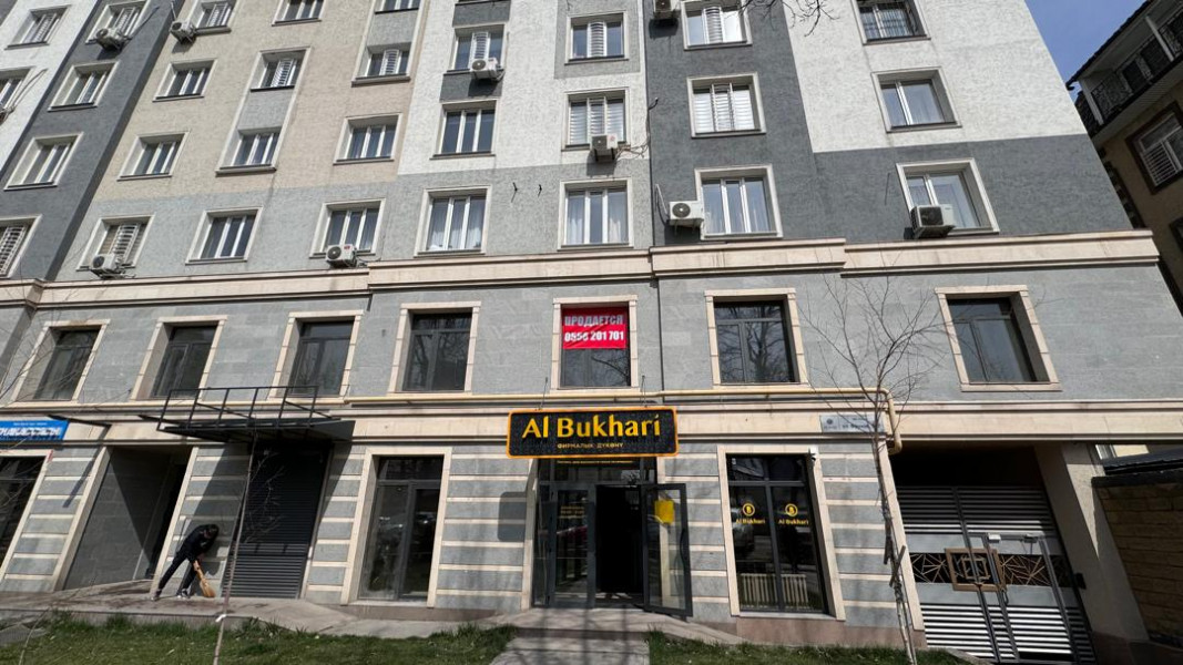 Продается помещение на 1 этаже в центре Бишкека, ЖК Мурас