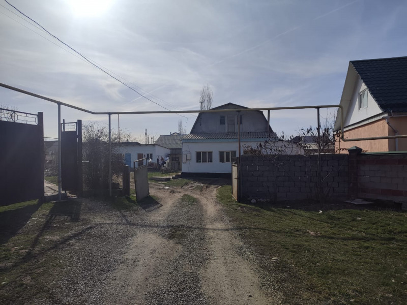 For sale a plot of 8 acres in the residential area of Archa-beshik