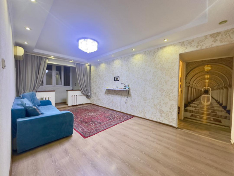 продается 3-х комнатная квартира 104-серии в 9-мкрне