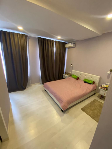 Продается 3 комнатная квартира Ата-Тюрк